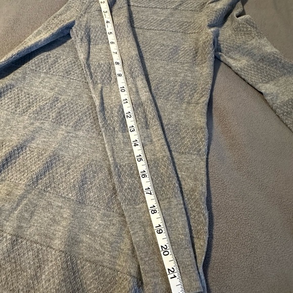 White House Black Market Women’s Tunic Small Striped Gray Textured. Boat Neck. - Picture 4 of 11